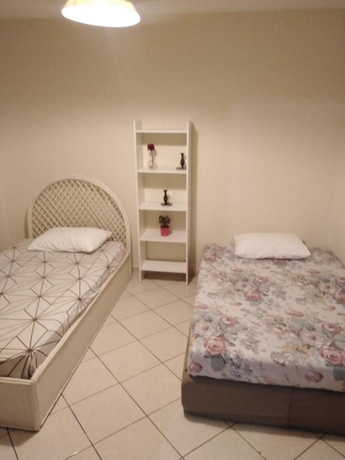 Stavros Apartments Artemida  Bagian luar foto