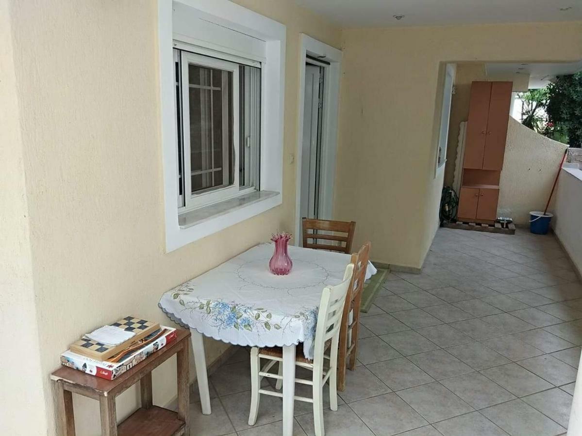 Stavros Apartments Artemida  Bagian luar foto
